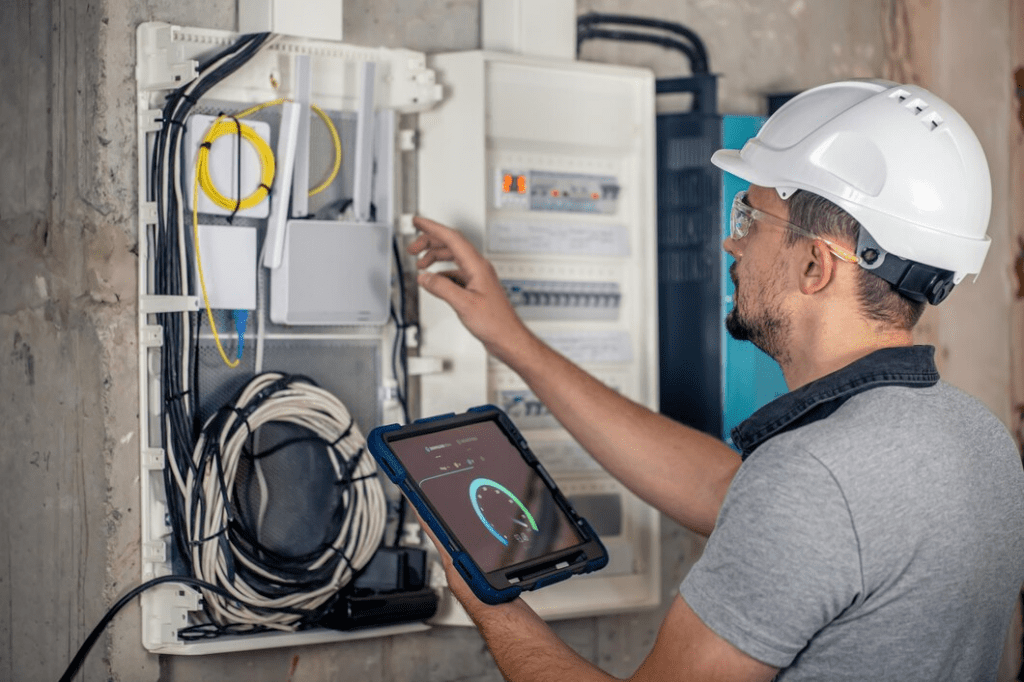 Tehnici de diagnosticare rapidă a problemelor în instalații electrice 3 Tehnici de diagnosticare rapidă a problemelor în instalații electrice 2