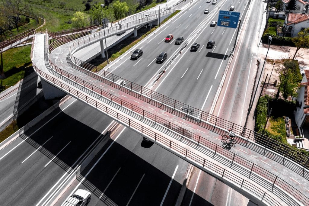 Optimizarea costurilor în proiectele de infrastructură rutieră 3 Optimizarea costurilor în proiectele de infrastructură rutieră 2